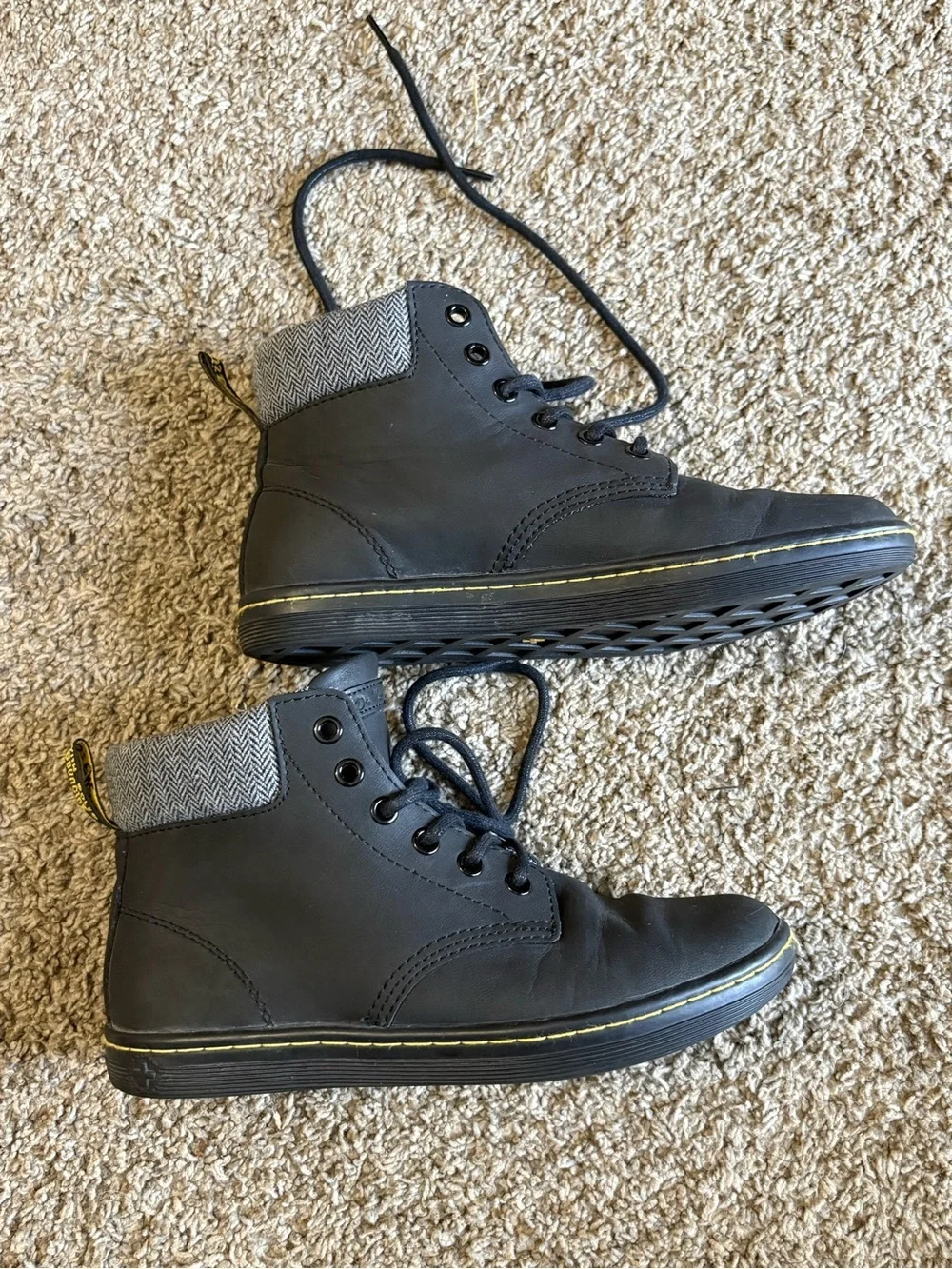 Dr. Martens Maelly Black Ankle Boots – Women’s Size 6